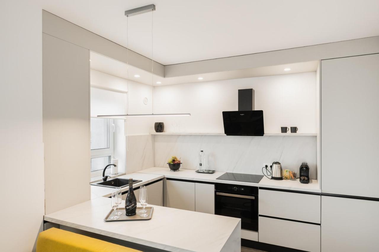 Skylark - Zurich Studio With Terrace & Mountain View براشوف المظهر الخارجي الصورة